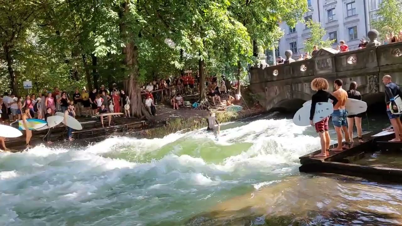 🇩🇪 English Garden_Munich 🏄‍♂️衝浪不用到海邊_英國花園_德國慕尼黑 Surf sans mer👍 Surfing without sea_Bravo！Germany