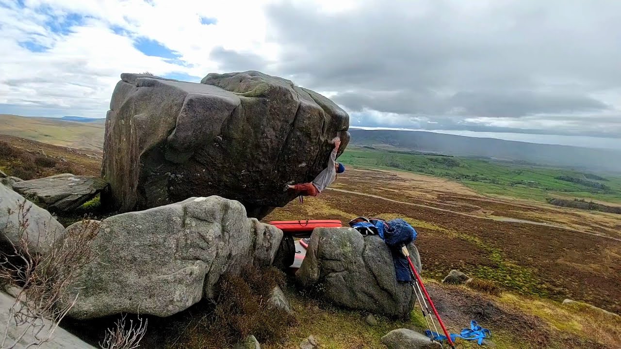 Gold UK | Bouldering in Yorkshire, Northumberland and Peak District