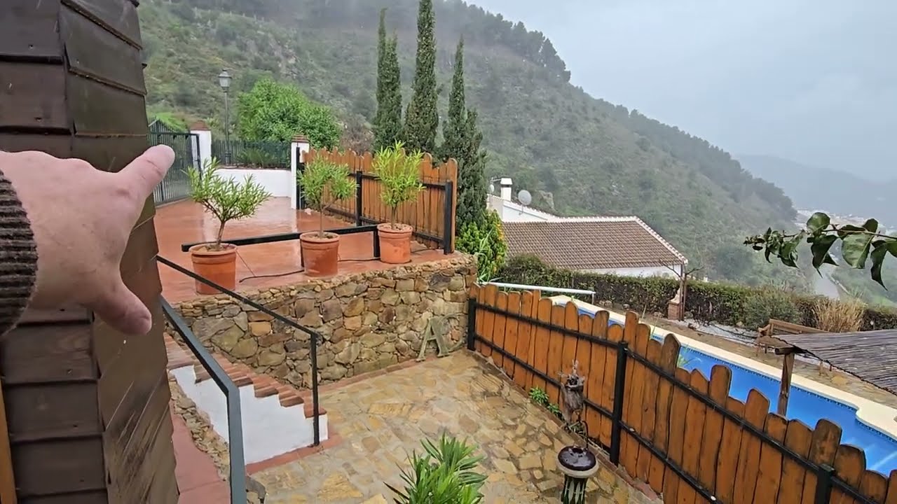 NOW SOLD: Buying a holiday home in Andalucia: VILLA ANJULITA at Alcaucin, EXCLUSIVE at 435,000€