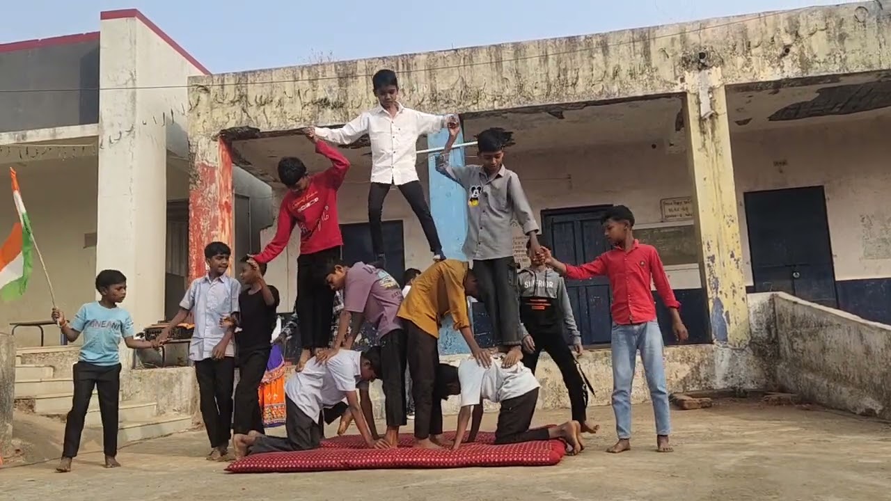 Pyramid Dance