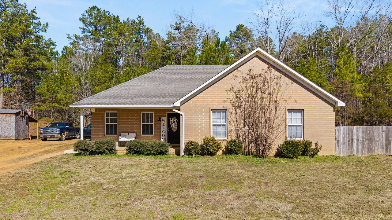 285 Johnson St, Bethel Springs, TN - Unbranded
