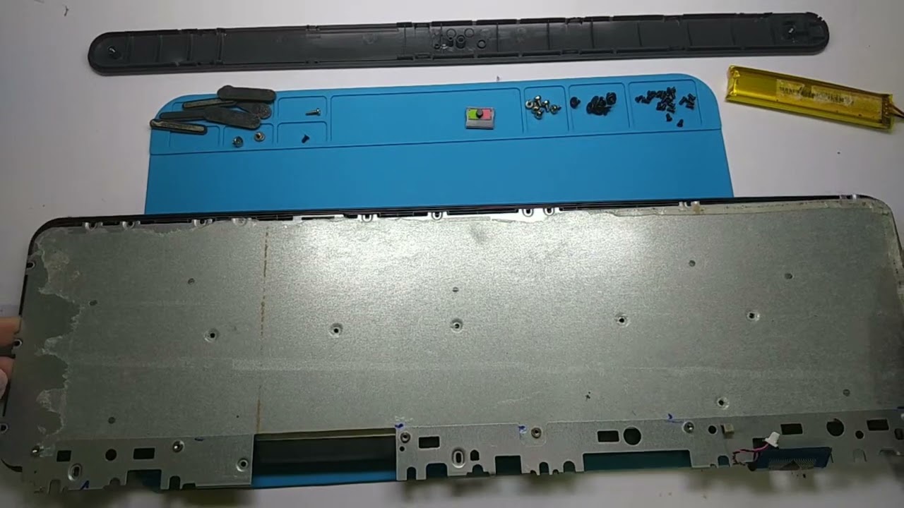 Repairing Logitech MX Keys