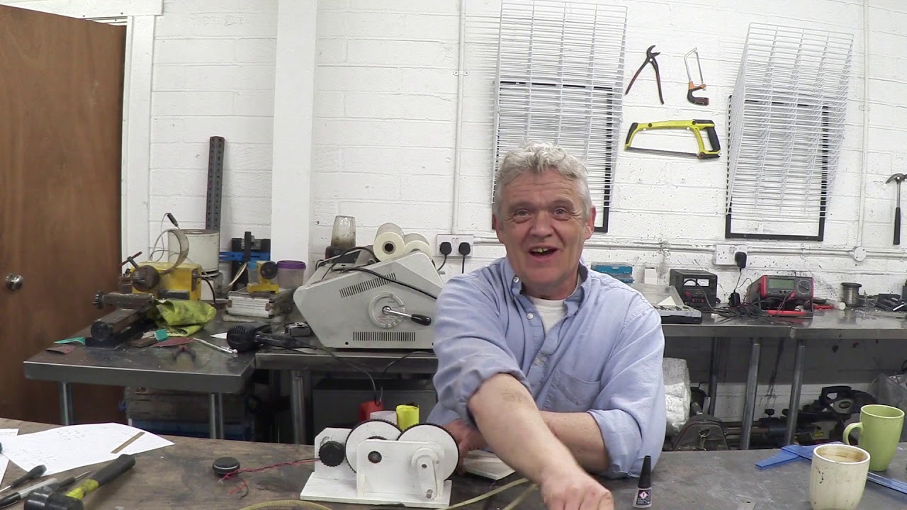 Hand Crank Generator From A PC Fan And Super Easy Gears