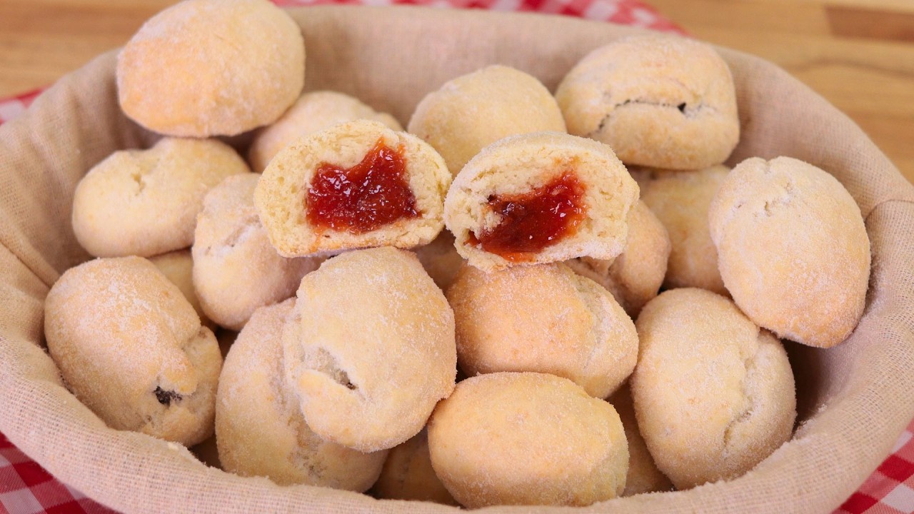 BELISCÃO DE GOIABADA (Goiabinha) | RECEITA FÁCIL DE BOLACHINHA DE NATA QUE DESMANCHA NA BOCA