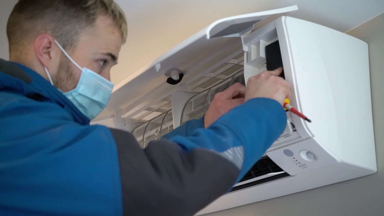 Installation d'une pompe à chaleur Air/Air ou climatisation réversible par Eco Atlantique