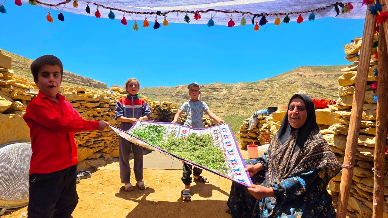 🏔️😢 Harsh Life in the Zagros Mountains | A Nomadic Mother's Struggle to Raise Her Children ❤️👩&zwj;👧&zwj;👦