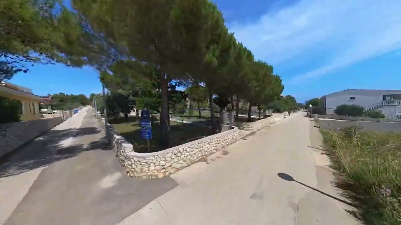 Otok Vir Torovi Pedinka plaza
