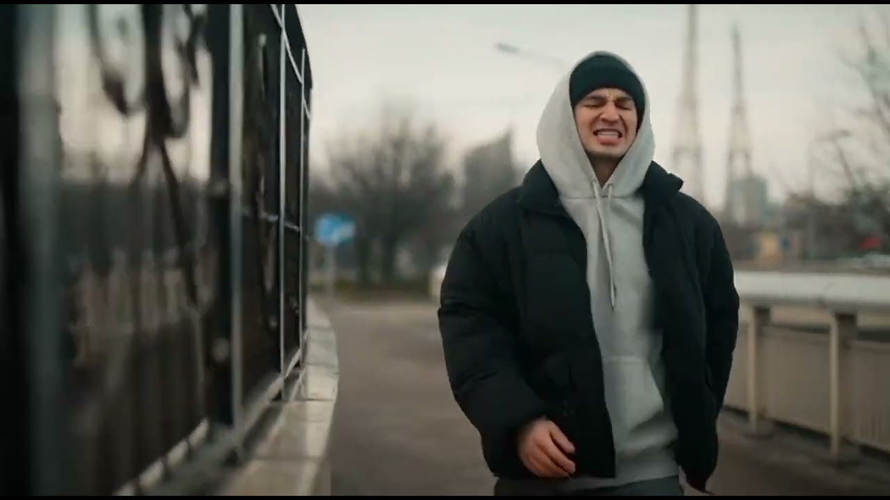 Majtis (Cover AI) Pociąg Bez ostatniej stacji