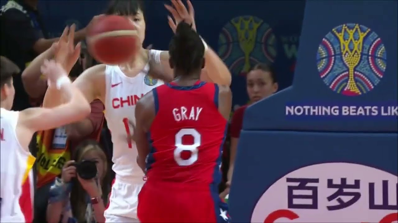 Chelsea Gray No Look Pass To A'ja Wilson For 2 | Women's Basketball World Cup Final, USA vs China