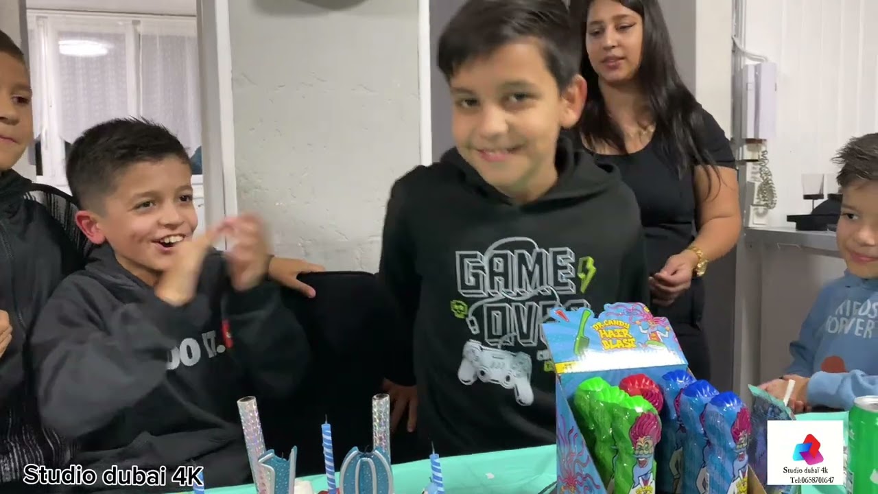 Rogendan Adis10ans Studio dubai 4K