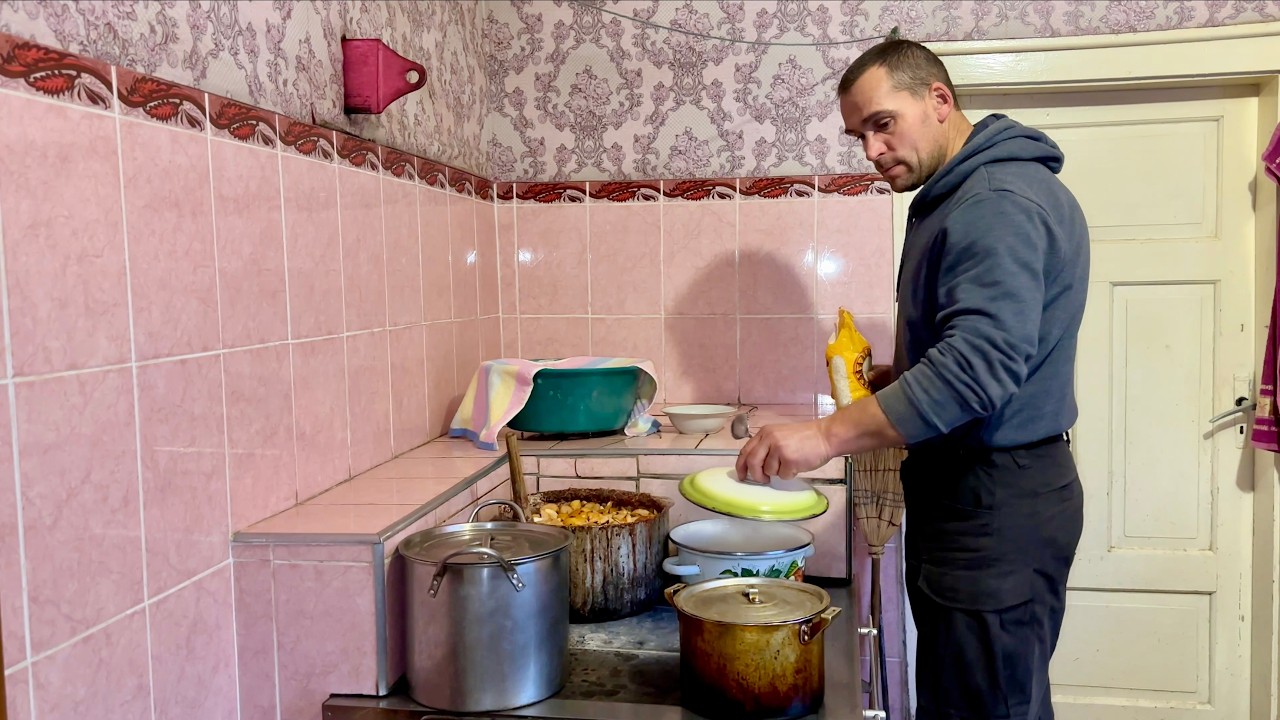 Living alone in the highlands of the Ukrainian Carpathians