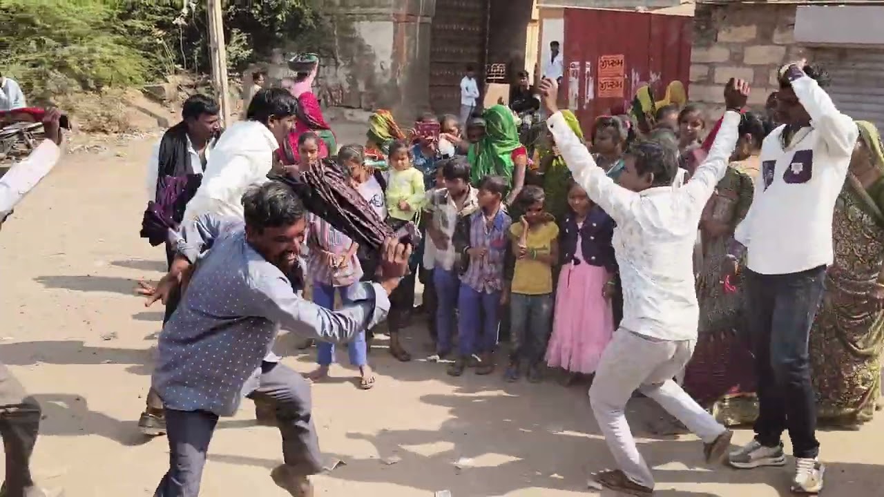 દેશી ઢોલ રિધમ #Thakor of king#thakorji #lifeisbutadream #comedy 