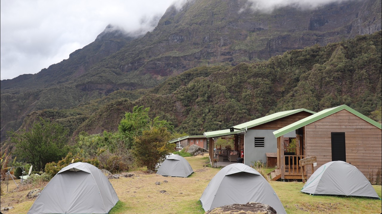 L'&icirc;le de la R&eacute;union - 11/25