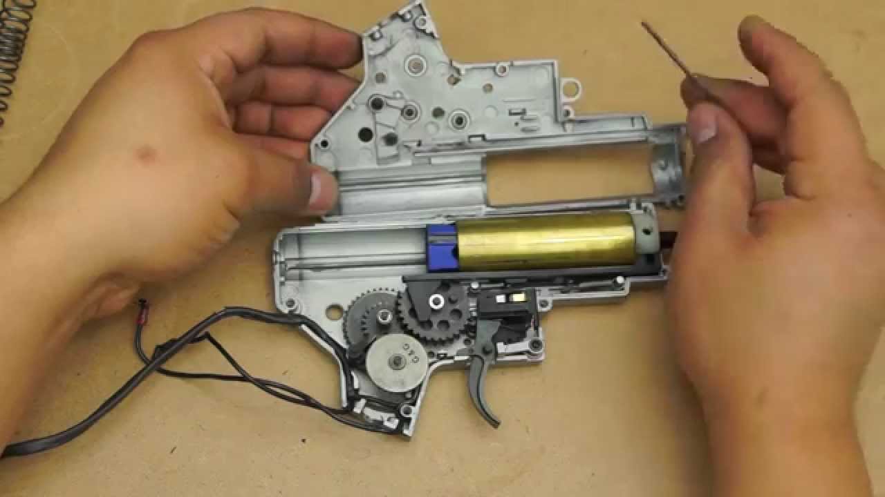 V2 G&G Blowback Gearbox, tare down and cleaning. P