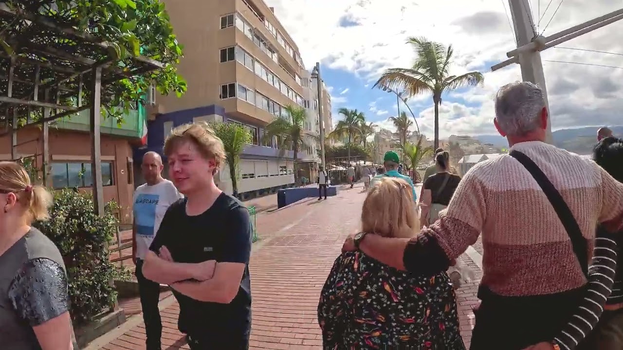 In Las Palmas there is sun and a fresh breeze