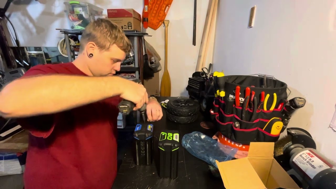Swapping Kobalt and Greenworks 80v Batteries