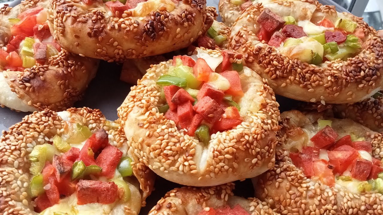 Hazır Yufka ile ❗ Yaza damgasını vuracak efsane lezzet PİZZA B&Ouml;REK 💯#b&ouml;rek#kahvaltılık #&ccedil;&ouml;rek