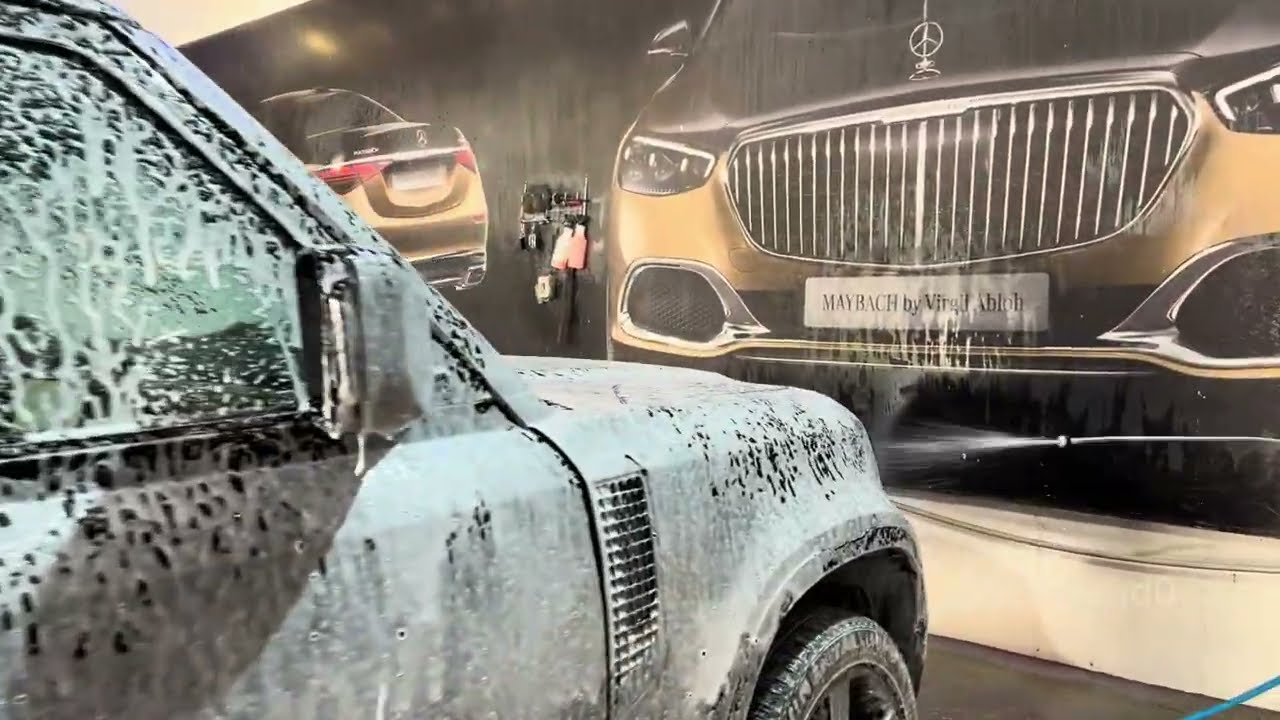 Befriedigende Land Rover Defender-Wäsche – bringt den Glanz zurück!