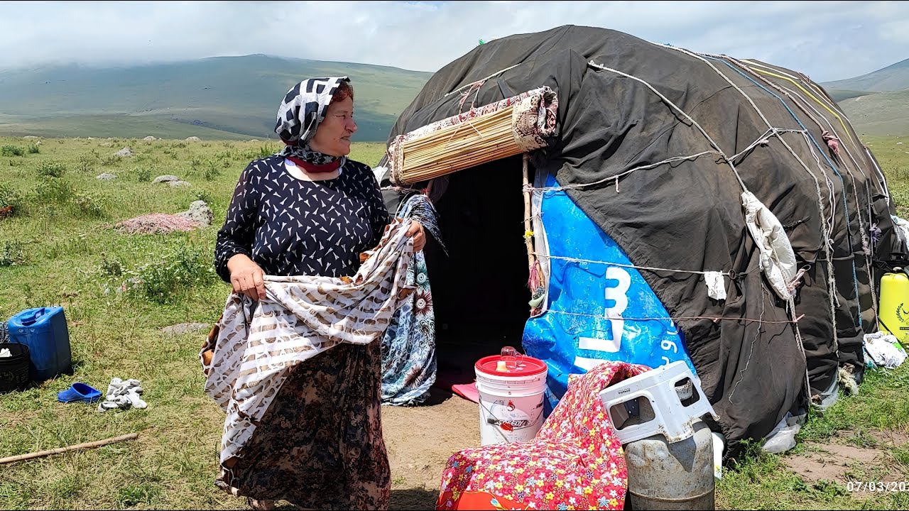 The hard life of a lonely woman on the mountainside and the life of Iranian nomads