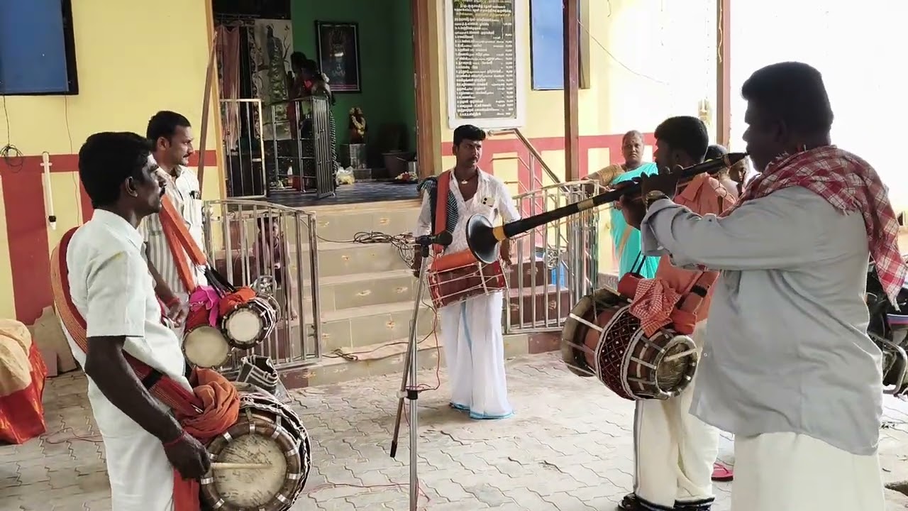 ஆண்டிபட்டி S.ராஜா நைய்யாண்டி மேளம் குழுவினர் பத்திரகாளி புரம் முருகன் கோவில் திருகல்யாணம் வைபவம்
