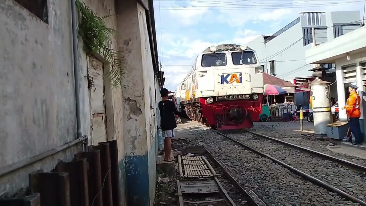 Sudah Keliatan Sedikit Rapi Untuk Rel Siap Siap Untuk Di Pecok Sama MTT Entah Kapan  !! 