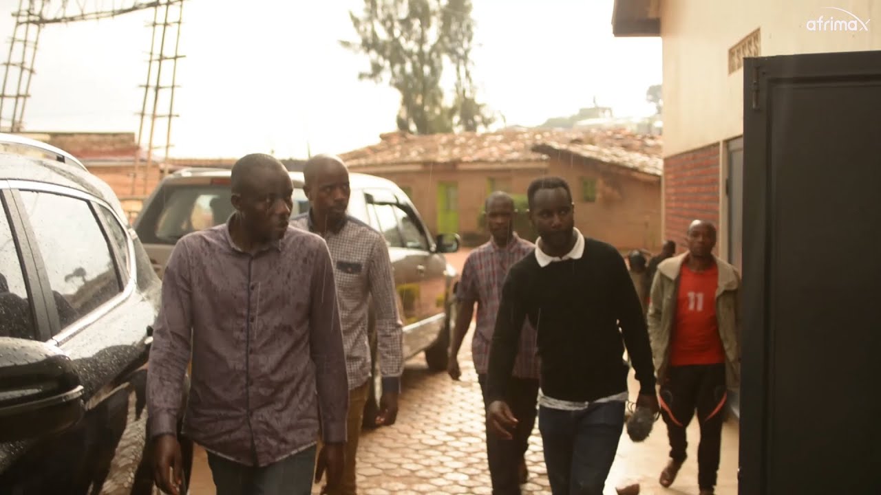 Umugabo yishe umugore we nawe ariyahura | Twasanze amaraso kumwana we | Biteye ubwoba