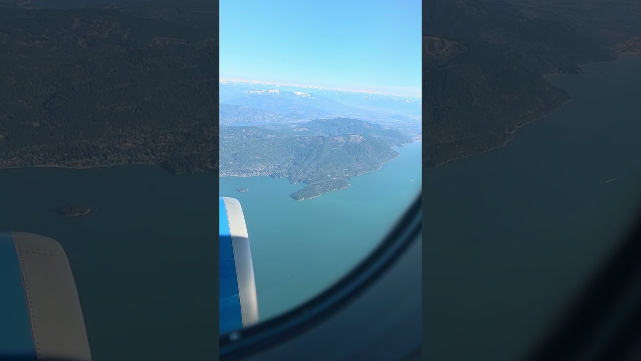 Allegiant Air take-off from Bellingham ,WA to Phoenix, AZ