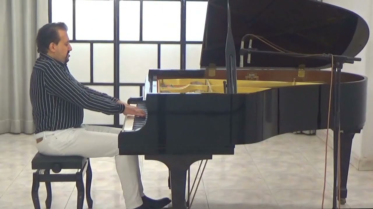 Love Theme from Sunflower (Henry Mancini) - Tarek Refaat, piano.