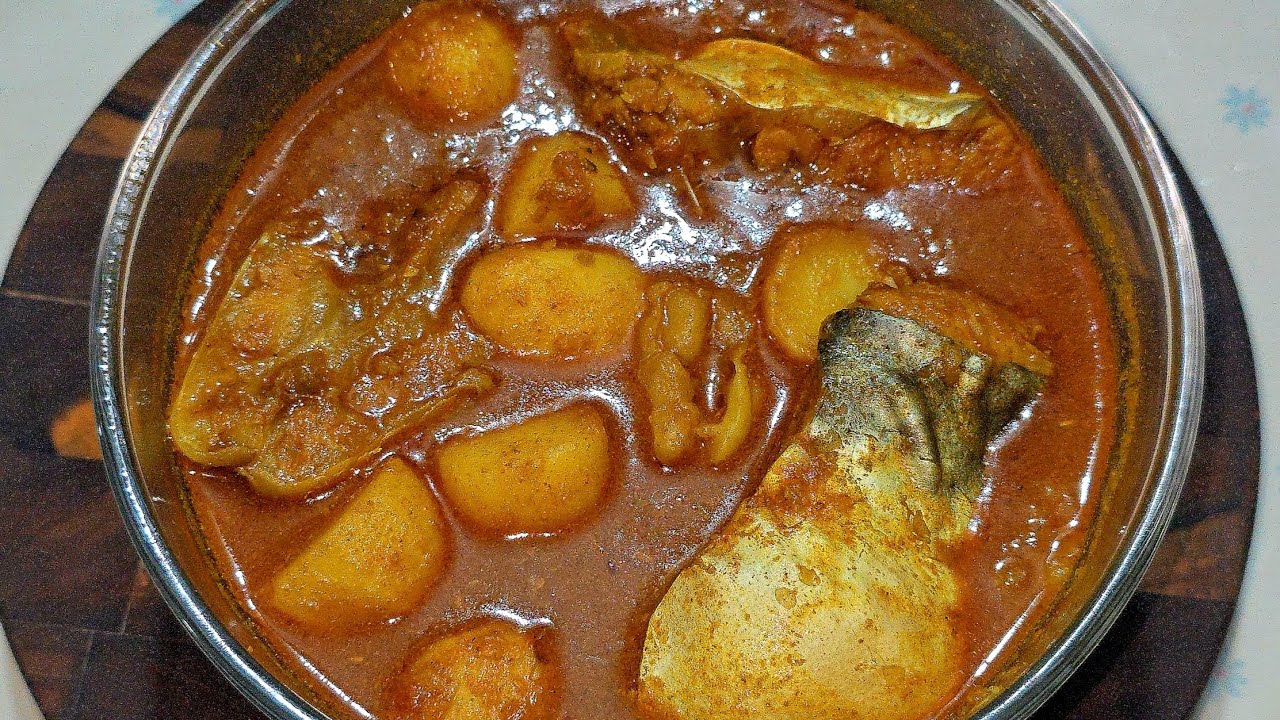 Flavorful Pangash Fish Curry with Potatoes | Easy Bachelors Fish Recipe | পাংগাস মাছের ঝোল তরকারি ❤️