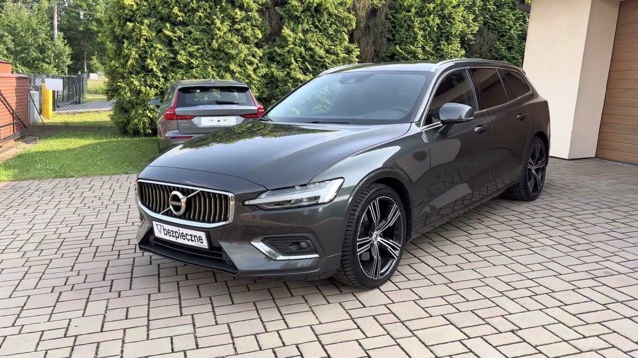 Volvo v60 B4 inscription