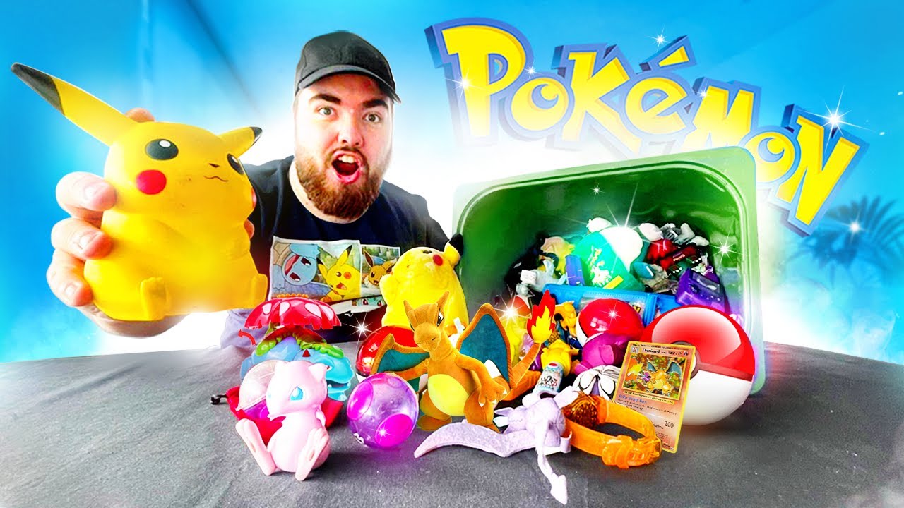 Unboxing a VINTAGE Pokemon Toy Collection!