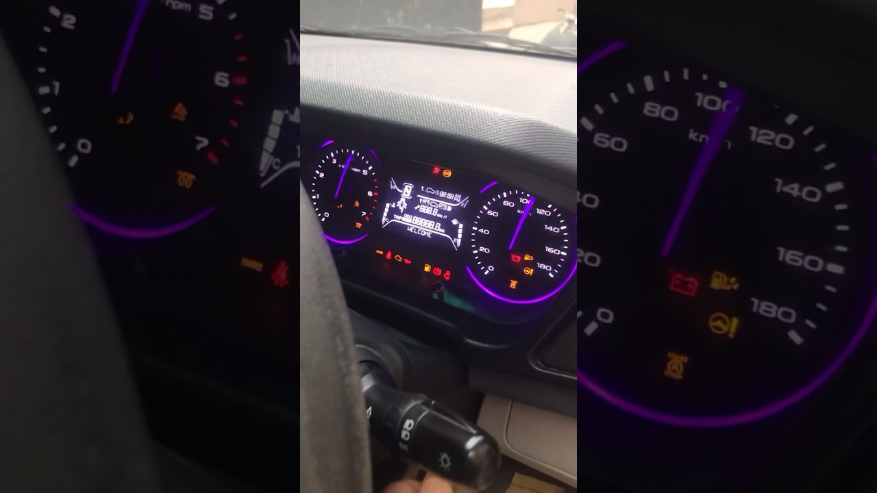Mahindra Marrazo.. #mahindra #marazzo #car #viral #shorts