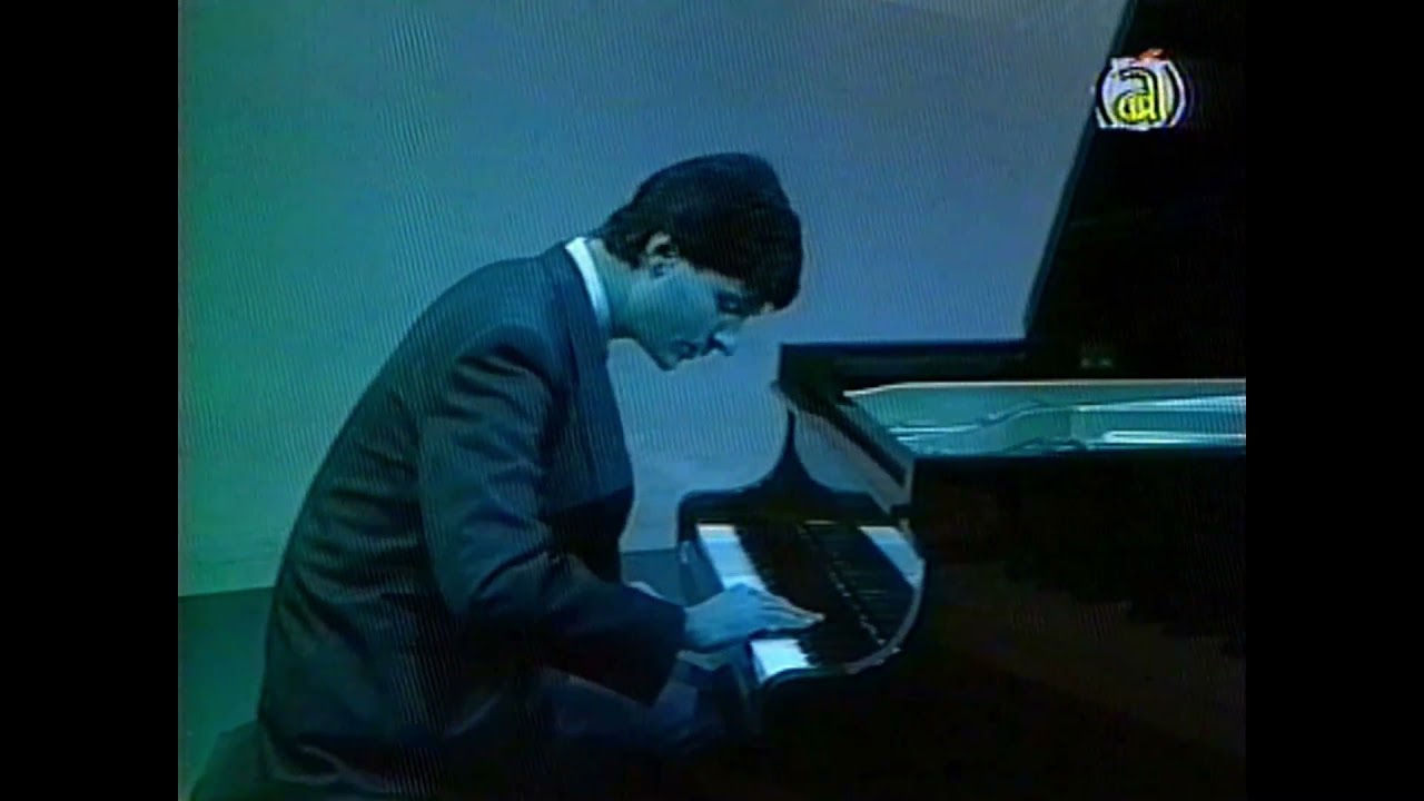 Leonardo Marconi piano- Felix Mendelssohn - Rondo Capriccioso, Op. 14