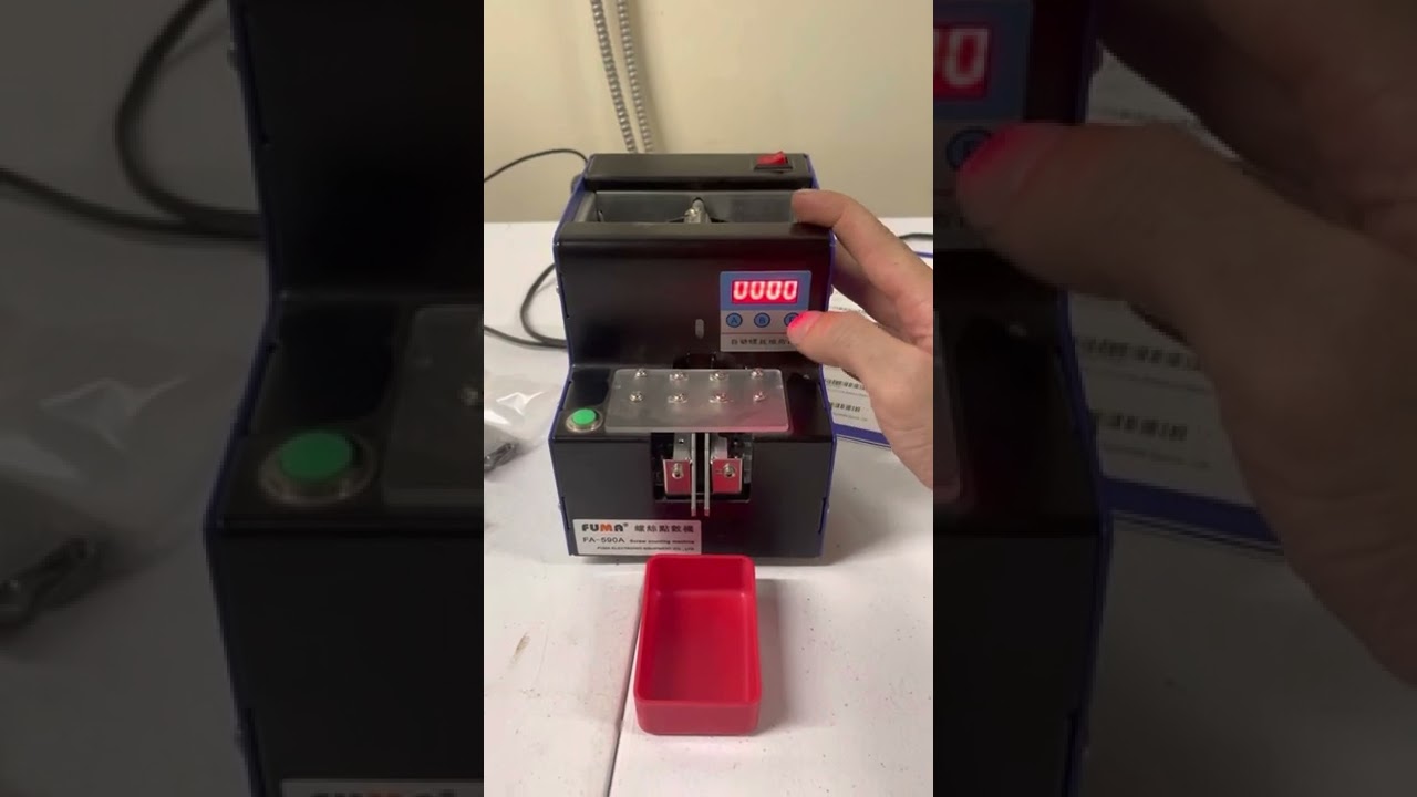 Setting up a FUMA FA-590A Automatic Screw Counting Machine (English) - count a set ## of screws