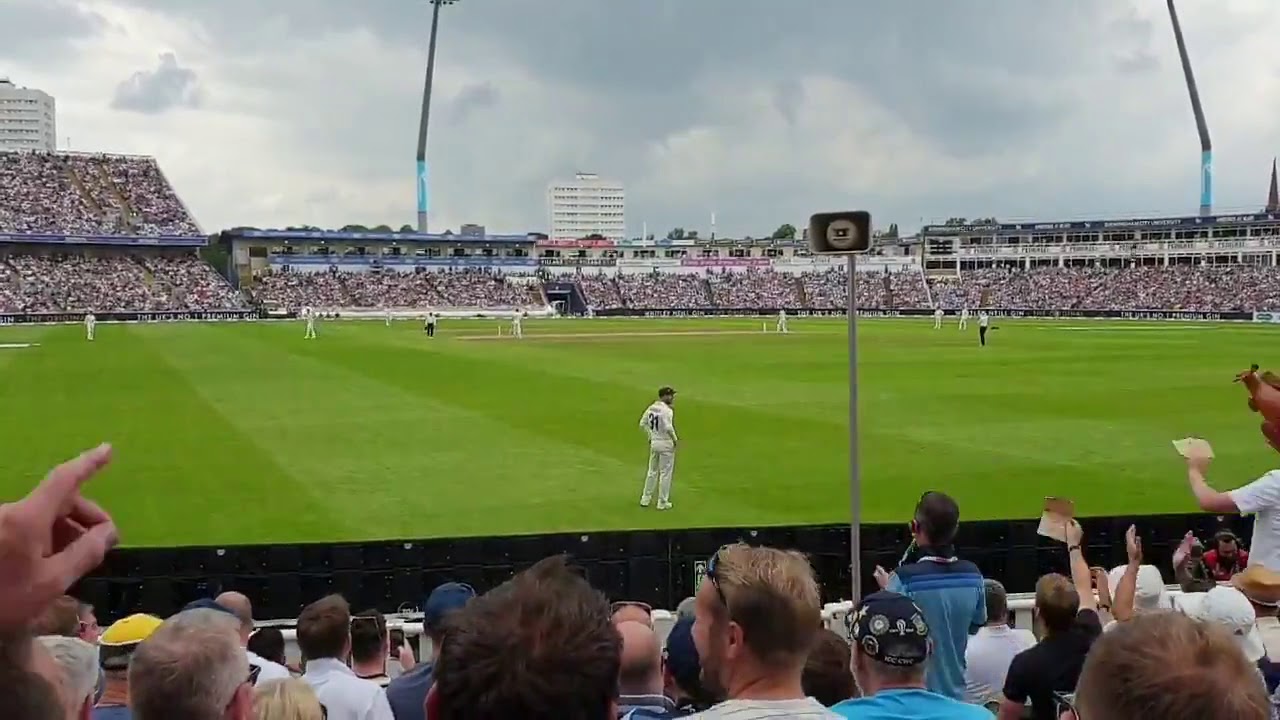 Crowd singing 
