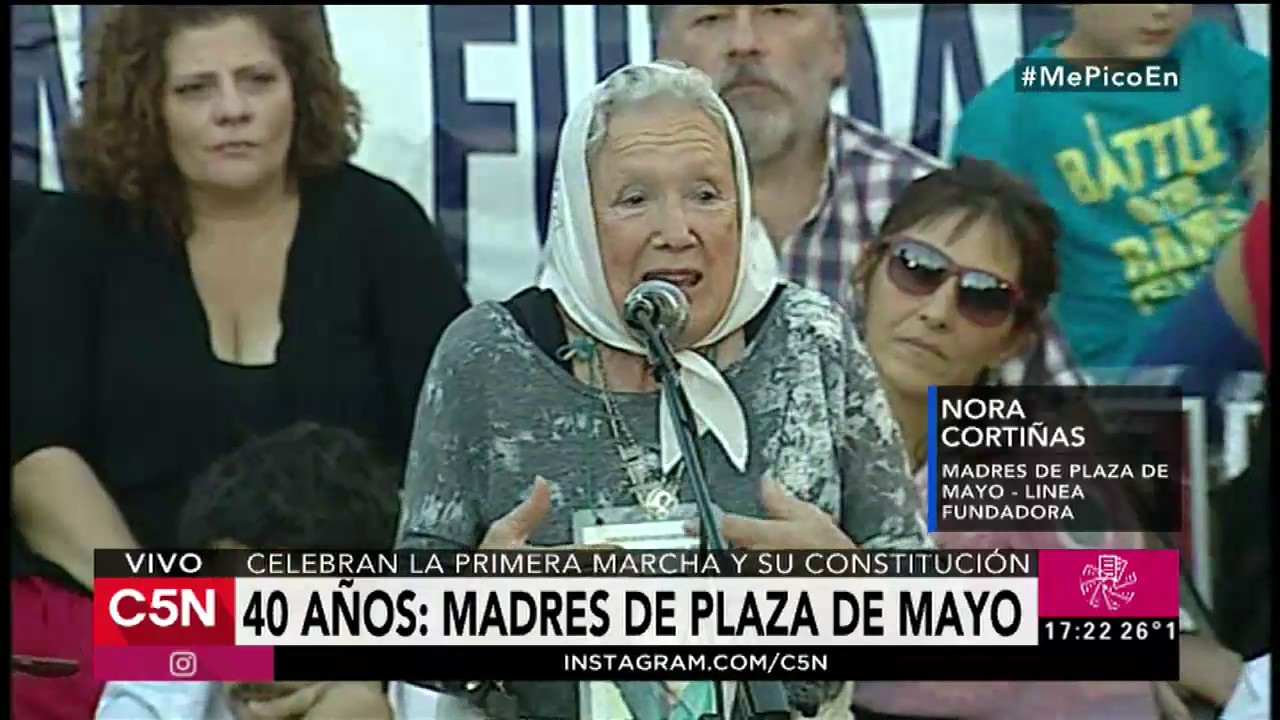 C5N - Remix De Noticias: Nora Corti&ntilde;as en acto de Plaza de Mayo