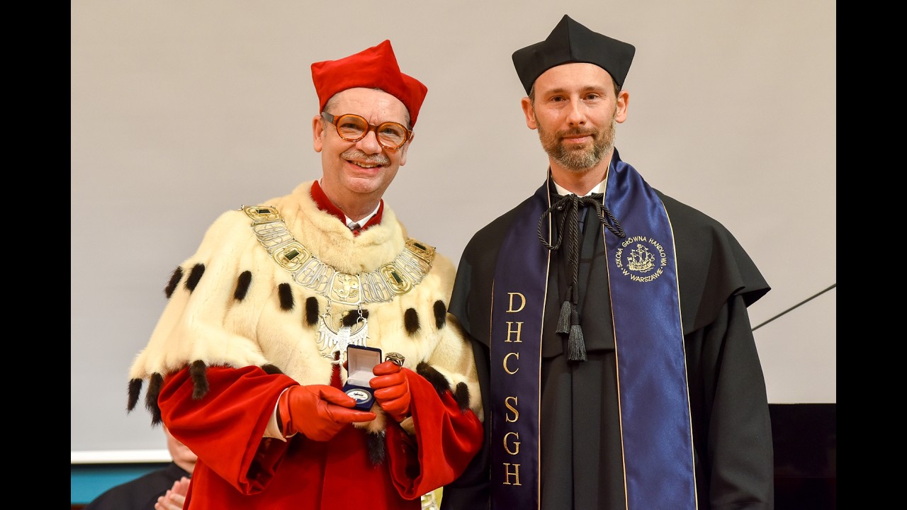 Uroczyste wręczenie dyplomu doktora honoris causa SGH dr. inż. Sławoszowi Uznańskiemu-Wiśniewskiemu