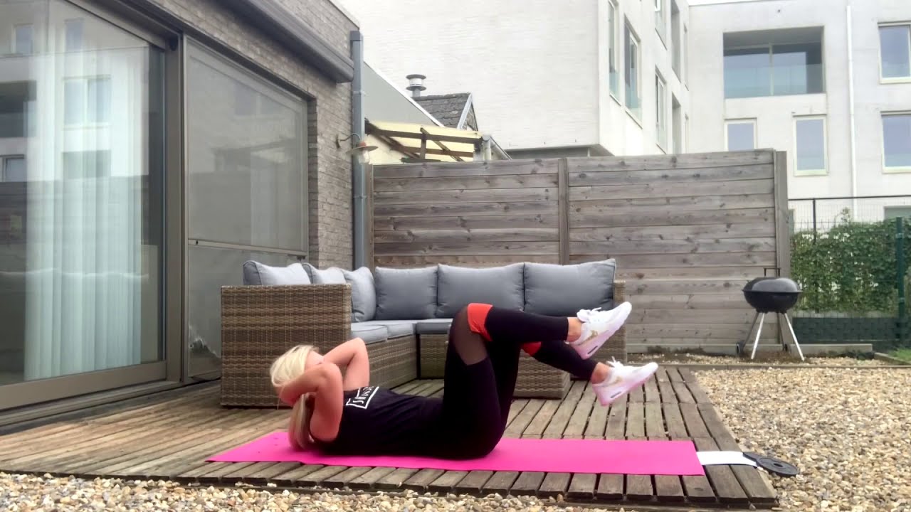 SHOWSPOT ABS WORKOUT