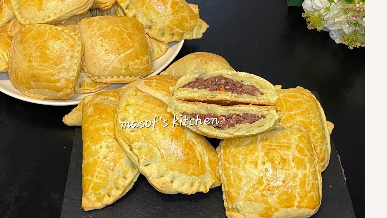 How To Make A Tasty Corned Beef Pie// Flaky Corned Beef Pie @MasofsKitchen