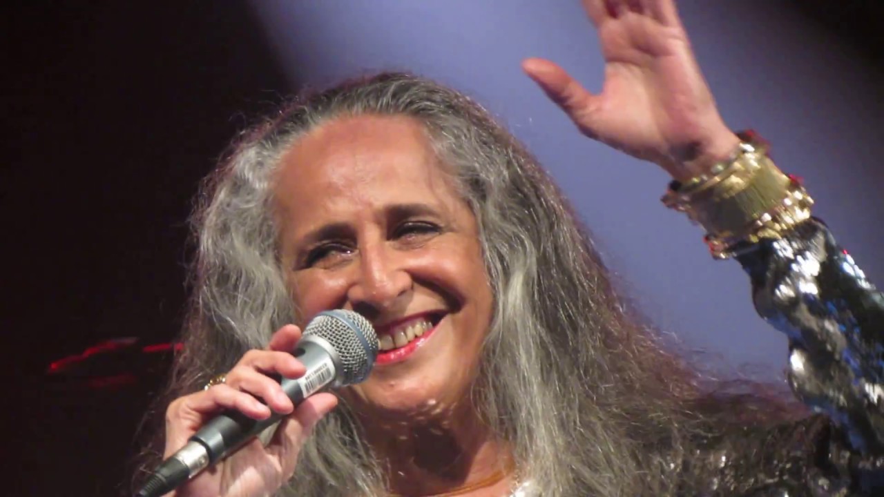 Maria Bethânia - Onde Estará O Meu Amor / Gostoso Demais - Show de Sucessos em Santos - 08/09/2017