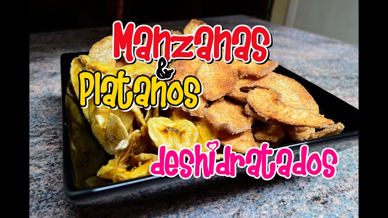 Deliciosas manzanas y platanos deshidratados con un toque de azucar y canela listos para enfrascar