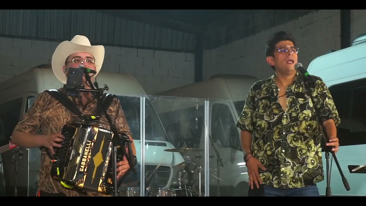 Desprecio - Elías Medina & Akilatados