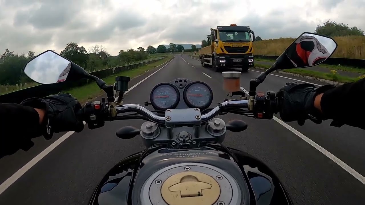 2002 DUCATI M900 MONSTER WALKAROUND & TEST RIDE