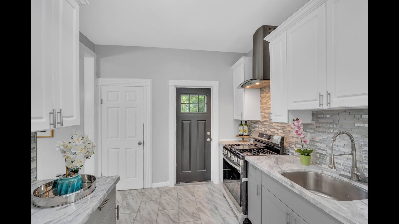 East Orange, NJ - Single Family 5 bedrooms 5 bathrooms