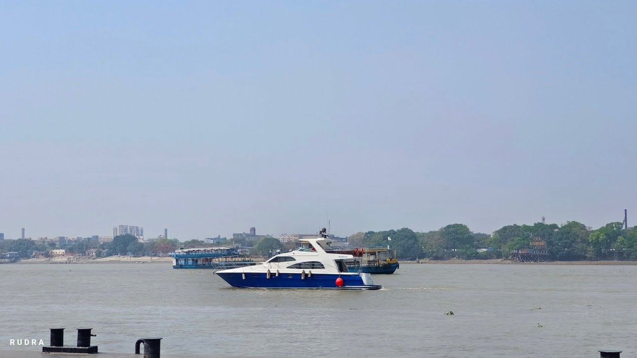 আজকে গঙ্গায় বান দেখলাম। #hightide #ganga #kolkata #howrah