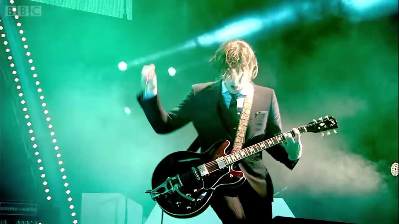 Jamie Cook Fancam | Arctic Monkeys