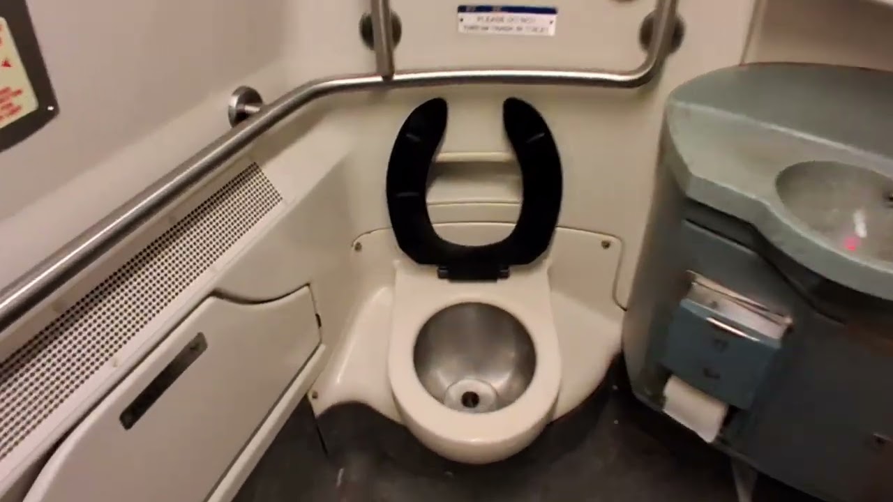 MTA Metro-North Railroad M7 restroom 