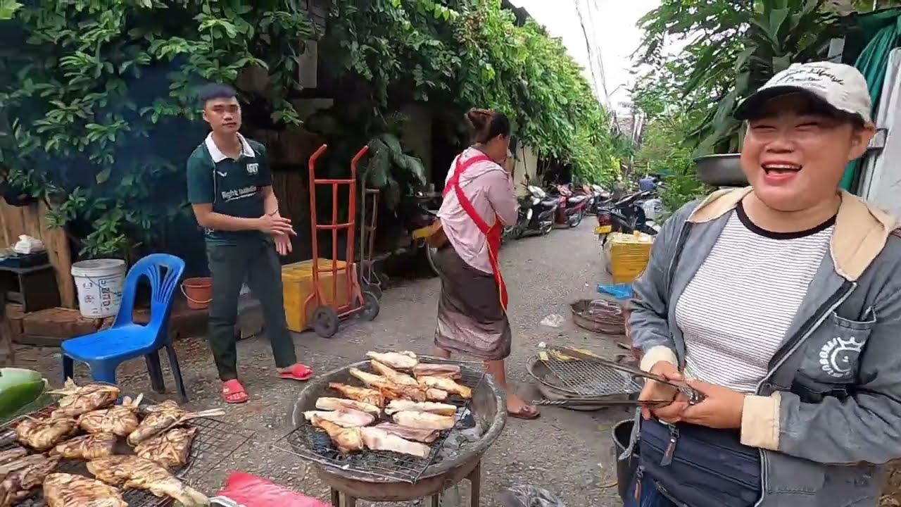 เที่ยวลาวเหนือ ตลาดเช้าหลวงพระบาง ของกินเยอะ ปิ้งปลา ข้ามต้มร้านอร่อย Laos food in Luang Prabang 