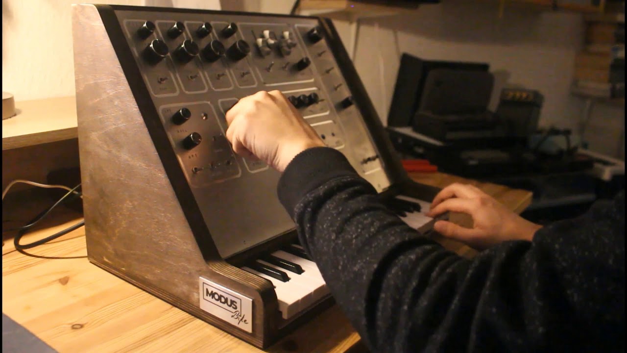 Modus Byte - DIY Arduino Teensy 3.6 Polyphonic Synthesizer based on Mozzi Library