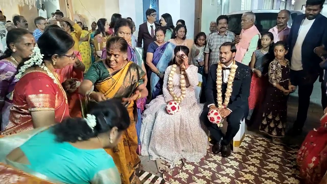 மணமக்கள் அழைப்பு